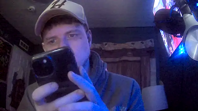 traejddd online show from May 2026 06:05:02 PM