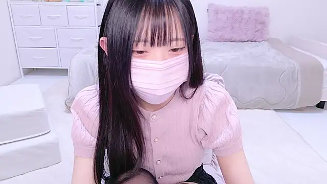 Snapshot of Suzu_ch_xx chatting on December 2024 09:41:02 PM Suzu ch xx online show from December 2024 09:41:02 PM