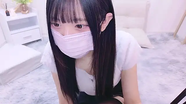 Snapshot of Suzu_ch_xx chatting on January 2025 12:44:02 AM Suzu ch xx online show from January 2025 12:44:02 AM