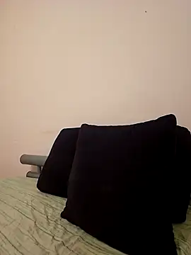 Snapshot of Aian09 chatting on January 2025 08:14:02 PM Aian09 online show from January 2025 08:14:02 PM