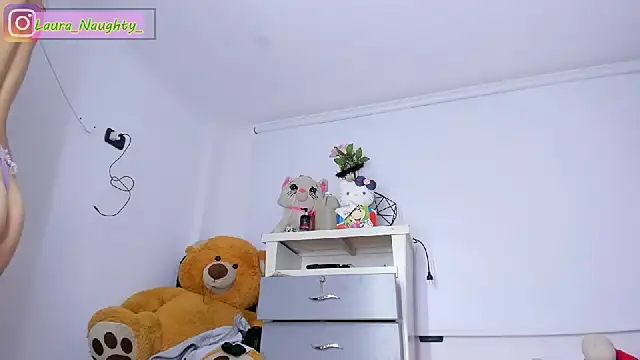 Laura naughty  online show from January 2025 08:06:01 AM