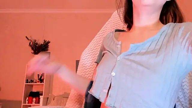 Britney Ross online show from March 2026 02:41:01 AM