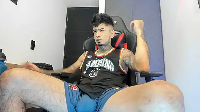 sergiio mesa27 online show from February 2025 02:15:02 PM