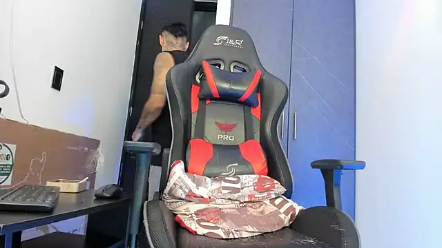 sergiio mesa27 online show from February 2025 09:05:02 PM