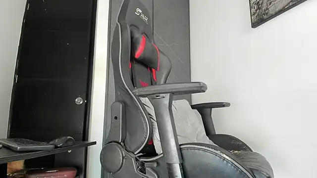 sergiio mesa27 online show from January 2026 03:00:02 AM