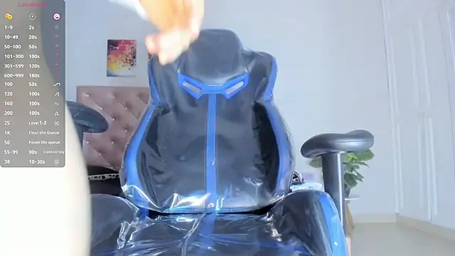 Lissalittlee online show from October 2025 08:18:01 PM