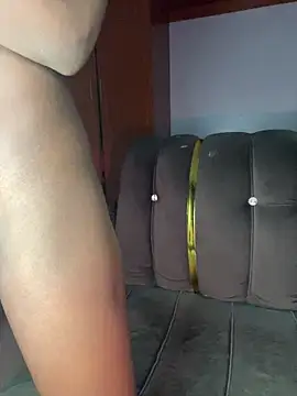 pretty maliah online show from September 2025 10:01:02 PM