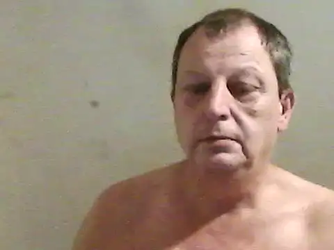 Snapshot of chubbybear2cum chatting on December 2024 05:48:02 AM chubbybear2cum online show from December 2024 05:48:02 AM