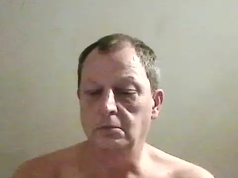Snapshot of chubbybear2cum chatting on February 2025 07:26:01 AM chubbybear2cum online show from February 2025 07:26:01 AM