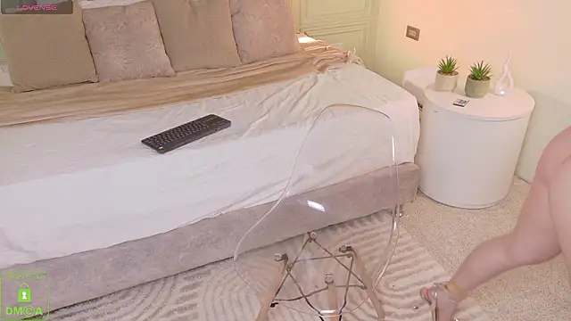  Miss Kimm online show from February 2026 01:08:02 PM