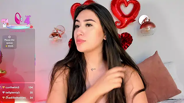 Snapshot of AlissPrince chatting on February 2025 04:52:01 PM AlissPrince online show from February 2025 04:52:01 PM