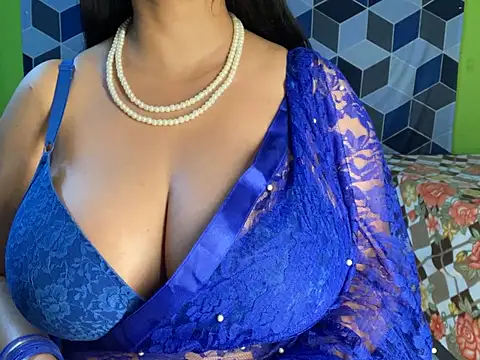 Snapshot of Aishwarya_101_ chatting on February 2025 06:31:02 PM Aishwarya 101 online show from February 2025 06:31:02 PM