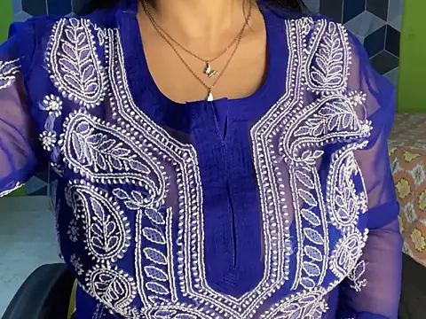 Snapshot of Aishwarya_101_ chatting on March 2025 06:18:01 PM Aishwarya 101 online show from March 2025 06:18:01 PM