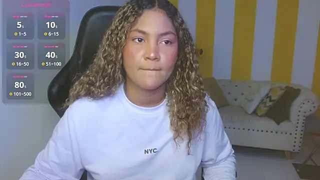 Cristal War online show from February 2025 11:39:01 PM