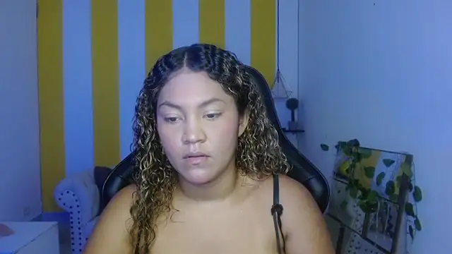 Cristal War online show from February 2025 10:25:01 PM