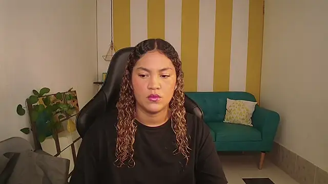 Cristal War online show from October 2025 11:06:02 PM