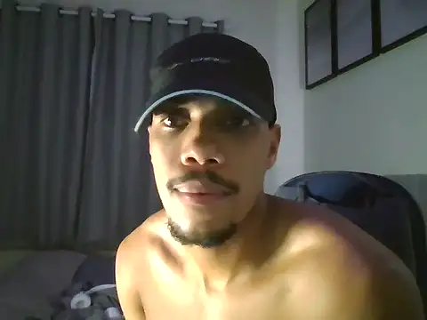 blackbaby101010 online show from May 2026 09:30:02 PM