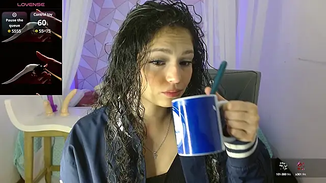 Snapshot of mapelove chatting on January 2025 02:44:01 PM mapelove online show from January 2025 02:44:01 PM