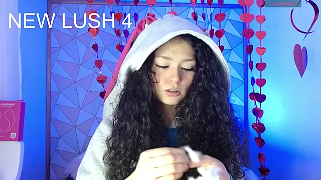 Snapshot of mapelove chatting on February 2025 02:44:02 PM mapelove online show from February 2025 02:44:02 PM