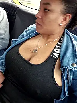 Selket11 online show from November 2025 03:27:02 PM