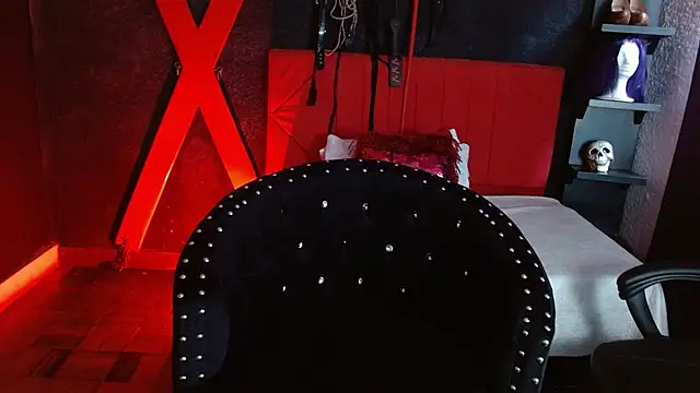 Naty slavedoll online show from January 2025 07:10:02 PM