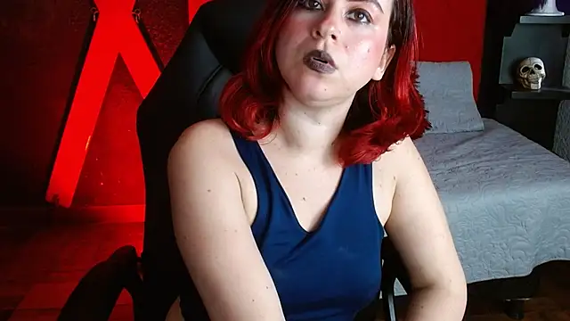 Naty slavedoll online show from January 2025 07:16:01 PM