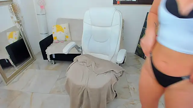 Darya Baby online show from November 2025 07:17:01 PM