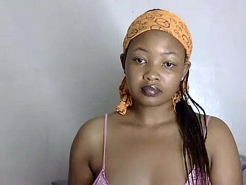 Snapshot of Q_amor2 chatting on February 2025 10:11:01 PM Q amor2 online show from February 2025 10:11:01 PM
