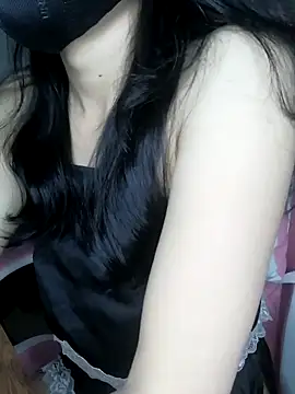 Snapshot of _Linez_ chatting on March 2025 02:23:01 PM  Linez  online show from March 2025 02:23:01 PM