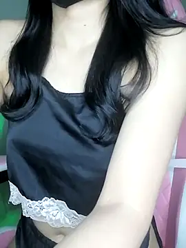 Snapshot of _Linez_ chatting on March 2025 08:32:02 PM  Linez  online show from March 2025 08:32:02 PM