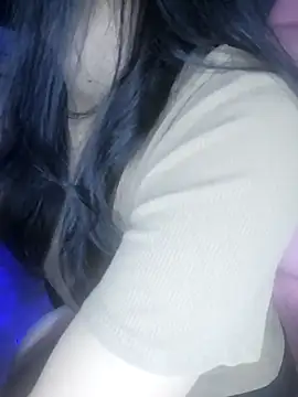 Snapshot of _Linez_ chatting on March 2025 07:53:02 PM  Linez  online show from March 2025 07:53:02 PM