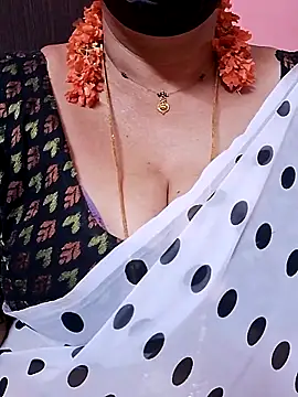 ananya956 online show from February 2026 03:19:01 PM