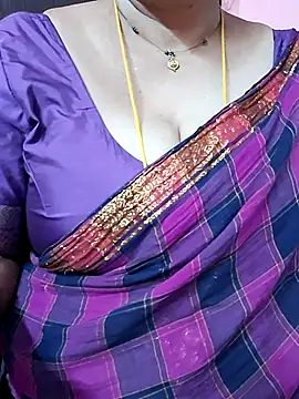 ananya956 online show from April 2026 01:29:02 PM