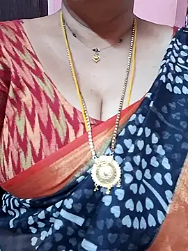 ananya956 online show from April 2026 03:54:02 AM