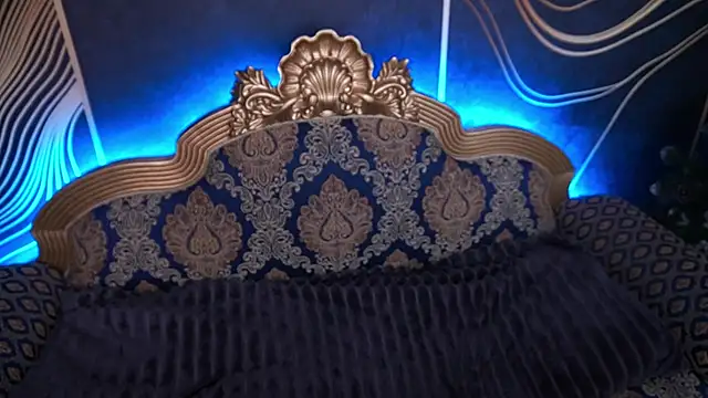 Snapshot of MagicPeachh_ chatting on December 2025 01:49:02 PM MagicPeachh online show from December 2025 01:49:02 PM