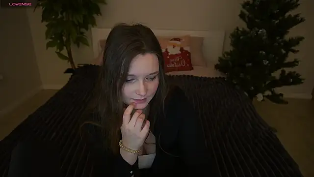 Snapshot of MagicPeachh_ chatting on January 2026 01:59:02 PM MagicPeachh online show from January 2026 01:59:02 PM