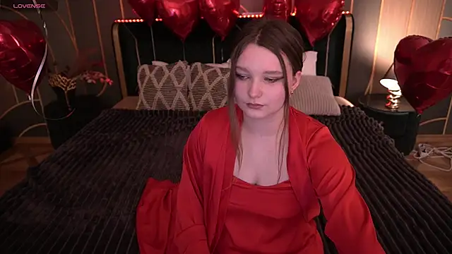 Snapshot of MagicPeachh_ chatting on February 2026 02:20:02 PM MagicPeachh online show from February 2026 02:20:02 PM