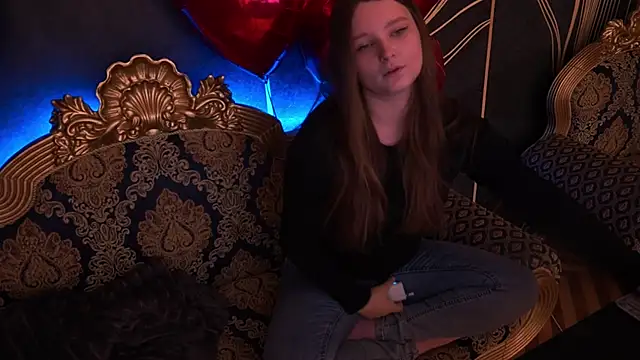 Snapshot of MagicPeachh_ chatting on February 2026 01:15:02 PM MagicPeachh online show from February 2026 01:15:02 PM