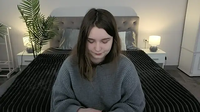 Snapshot of MagicPeachh_ chatting on March 2026 06:50:02 AM MagicPeachh online show from March 2026 06:50:02 AM