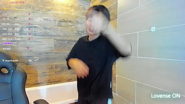 Snapshot of Bryce_Evans chatting on March 2025 11:01:02 PM Bryce Evans online show from March 2025 11:01:02 PM