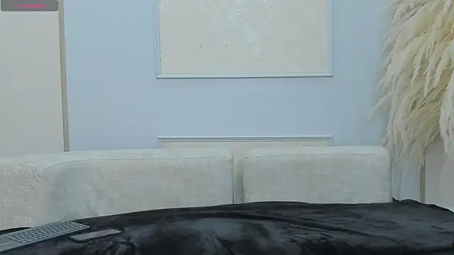 Snapshot of Johan_Williams_07 chatting on June 2026 12:26:02 AM Johan Williams 07 online show from June 2026 12:26:02 AM