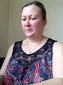 Snapshot of blondyaguar chatting on January 2025 08:41:01 AM blondyaguar online show from January 2025 08:41:01 AM