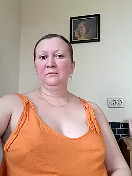 Snapshot of blondyaguar chatting on March 2025 09:29:01 AM blondyaguar online show from March 2025 09:29:01 AM