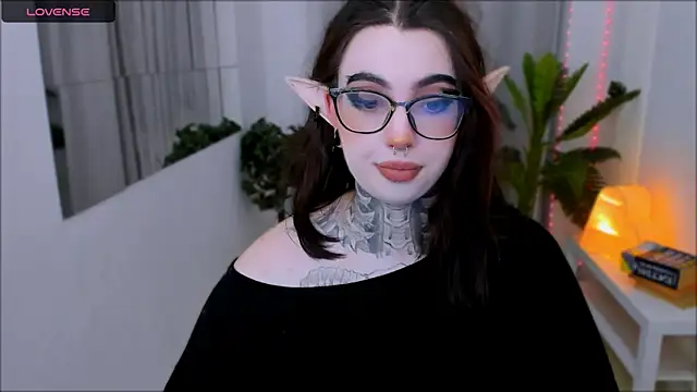 Dixi Pixi  online show from February 2025 05:37:01 AM