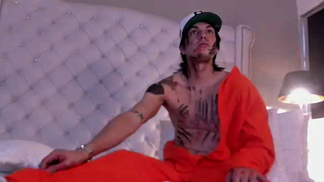 Karimferrer online show from October 2025 08:10:01 PM