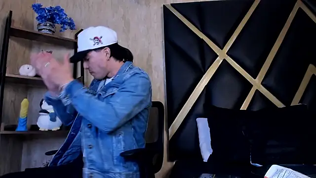 Karimferrer online show from March 2026 02:50:01 AM