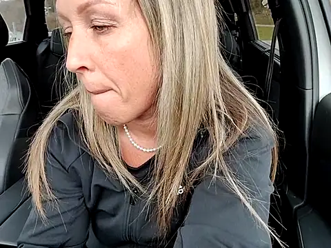 sweethotmilf888 online show from March 2026 01:00:01 PM