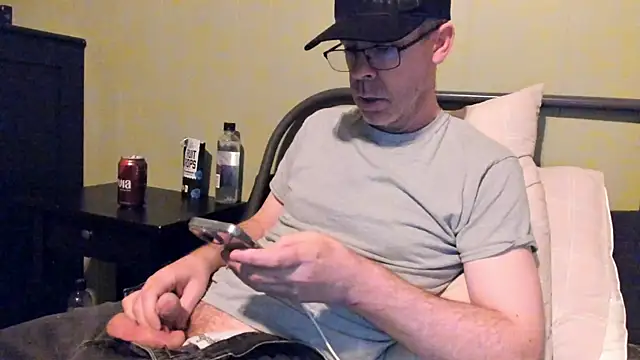 ImportantEquator0 online show from November 2025 01:57:01 PM