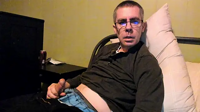 ImportantEquator0 online show from November 2025 01:13:01 PM