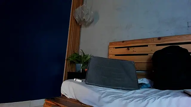 Snapshot of french_sexx chatting on December 2024 04:31:02 AM french sexx online show from December 2024 04:31:02 AM